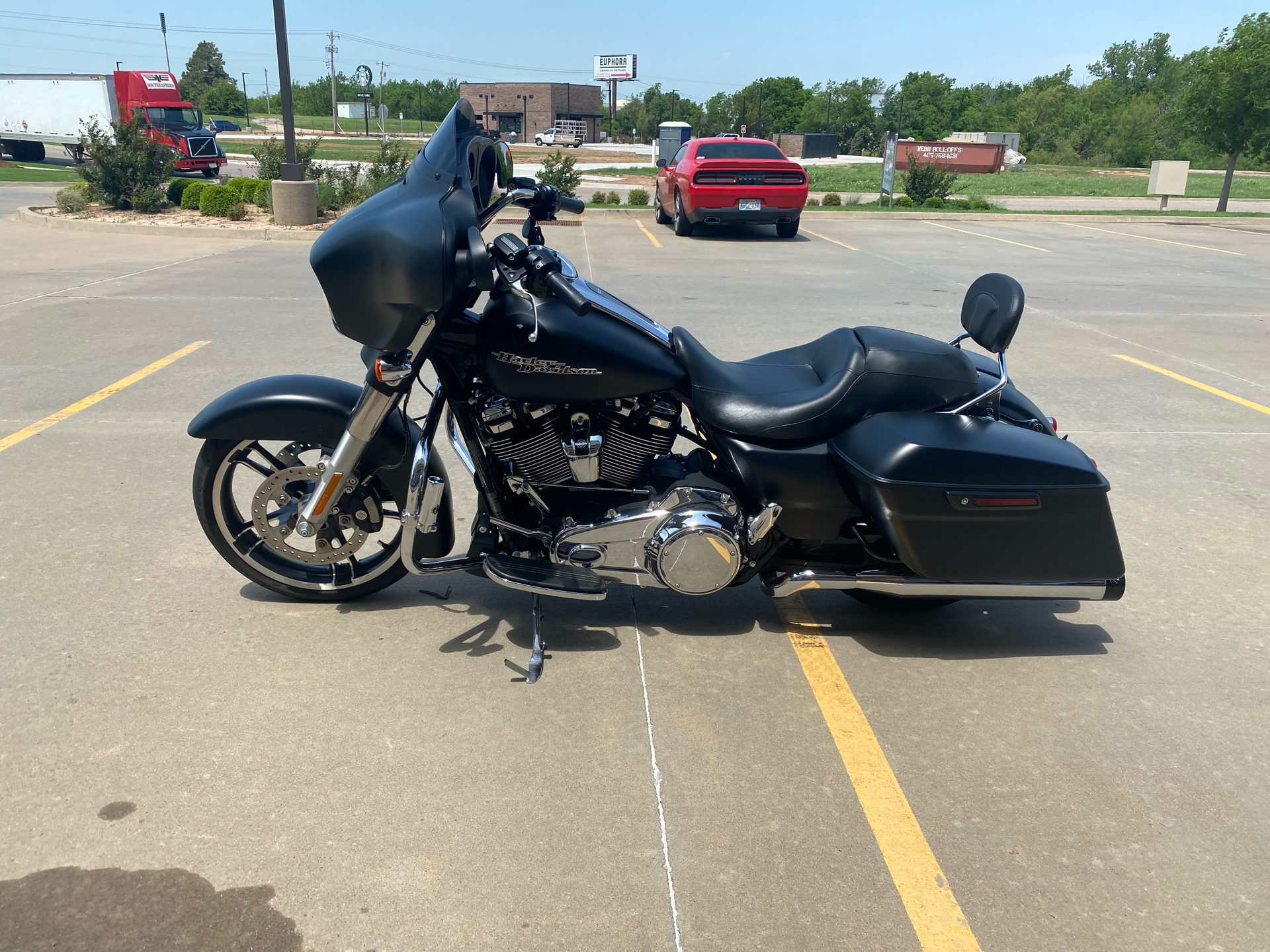 2017 Harley-Davidson Street Glide® Special in Norman, Oklahoma - Photo 5