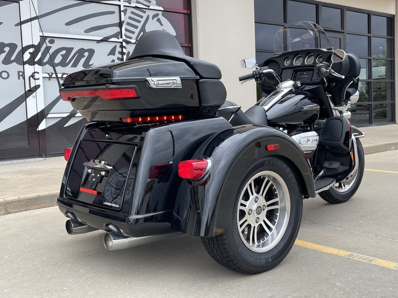2019 Harley-Davidson Tri Glide® Ultra in Norman, Oklahoma - Photo 8