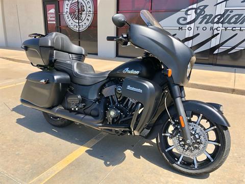 2022 Indian Motorcycle Roadmaster® Dark Horse® in Norman, Oklahoma - Photo 2