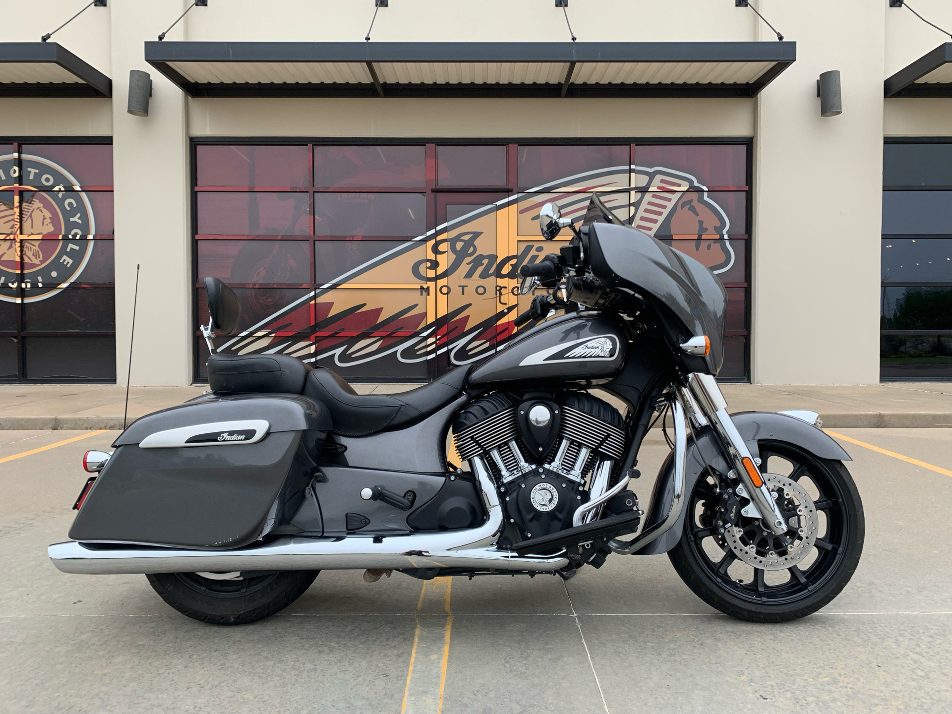 2019 Indian Chieftain® ABS in Norman, Oklahoma - Photo 1