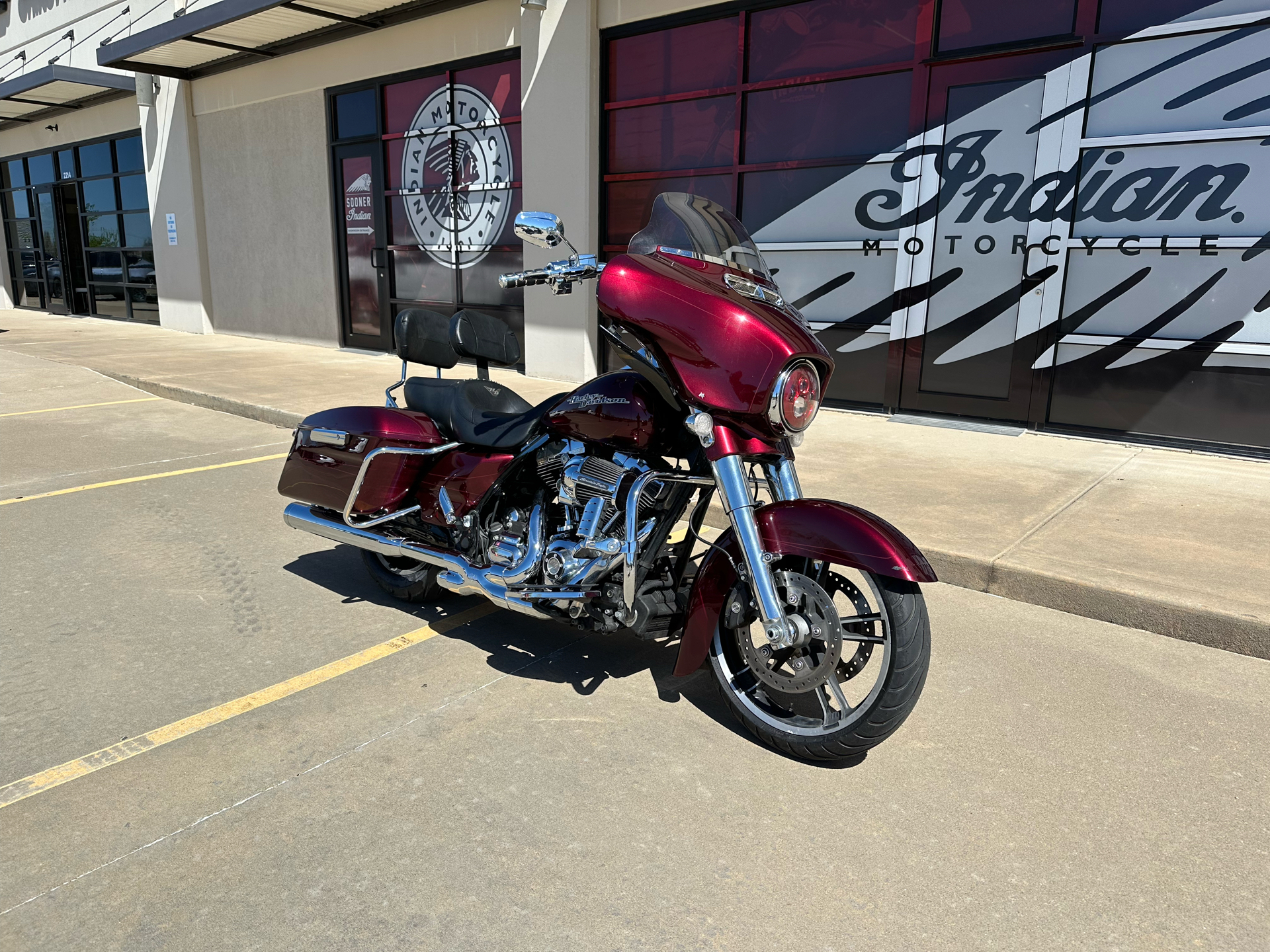 2014 Harley-Davidson Street Glide® Special in Norman, Oklahoma - Photo 2