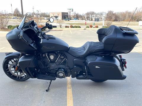 2024 Indian Motorcycle Pursuit® Dark Horse® with PowerBand Audio Package in Norman, Oklahoma - Photo 5