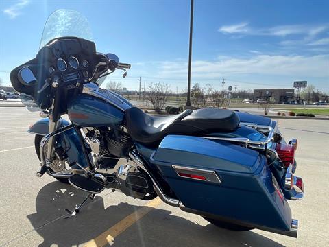 2005 Harley-Davidson FLHT/FLHTI Electra Glide® Standard in Norman, Oklahoma - Photo 6