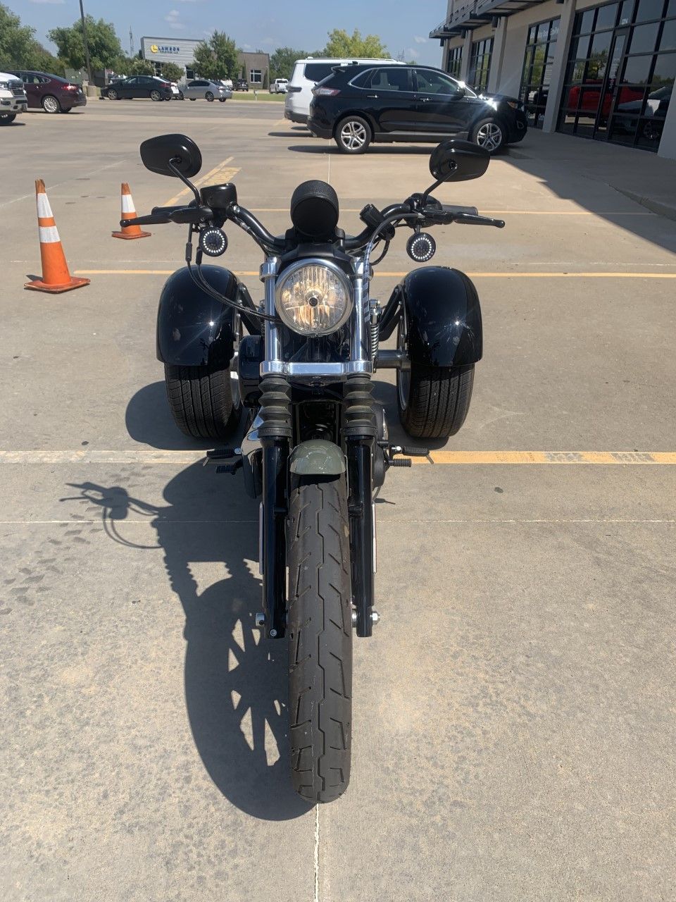 2021 Harley-Davidson Iron 883™ in Norman, Oklahoma - Photo 3
