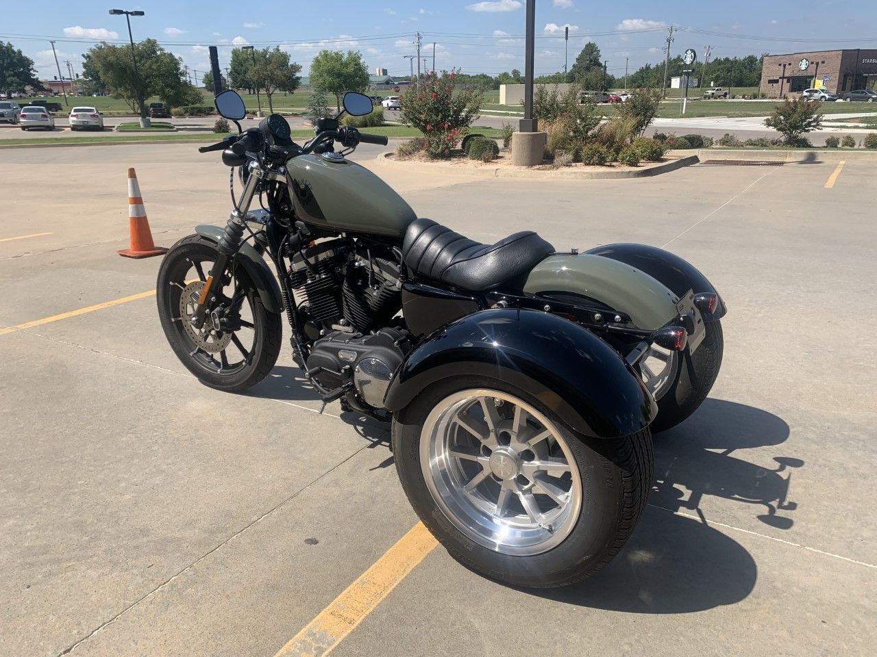 2021 Harley-Davidson Iron 883™ in Norman, Oklahoma - Photo 6