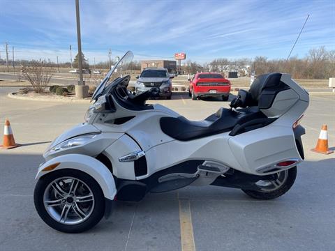 2011 Can-Am Spyder® RT Limited in Norman, Oklahoma - Photo 5