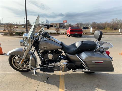 2016 Harley-Davidson Road King® in Norman, Oklahoma - Photo 5