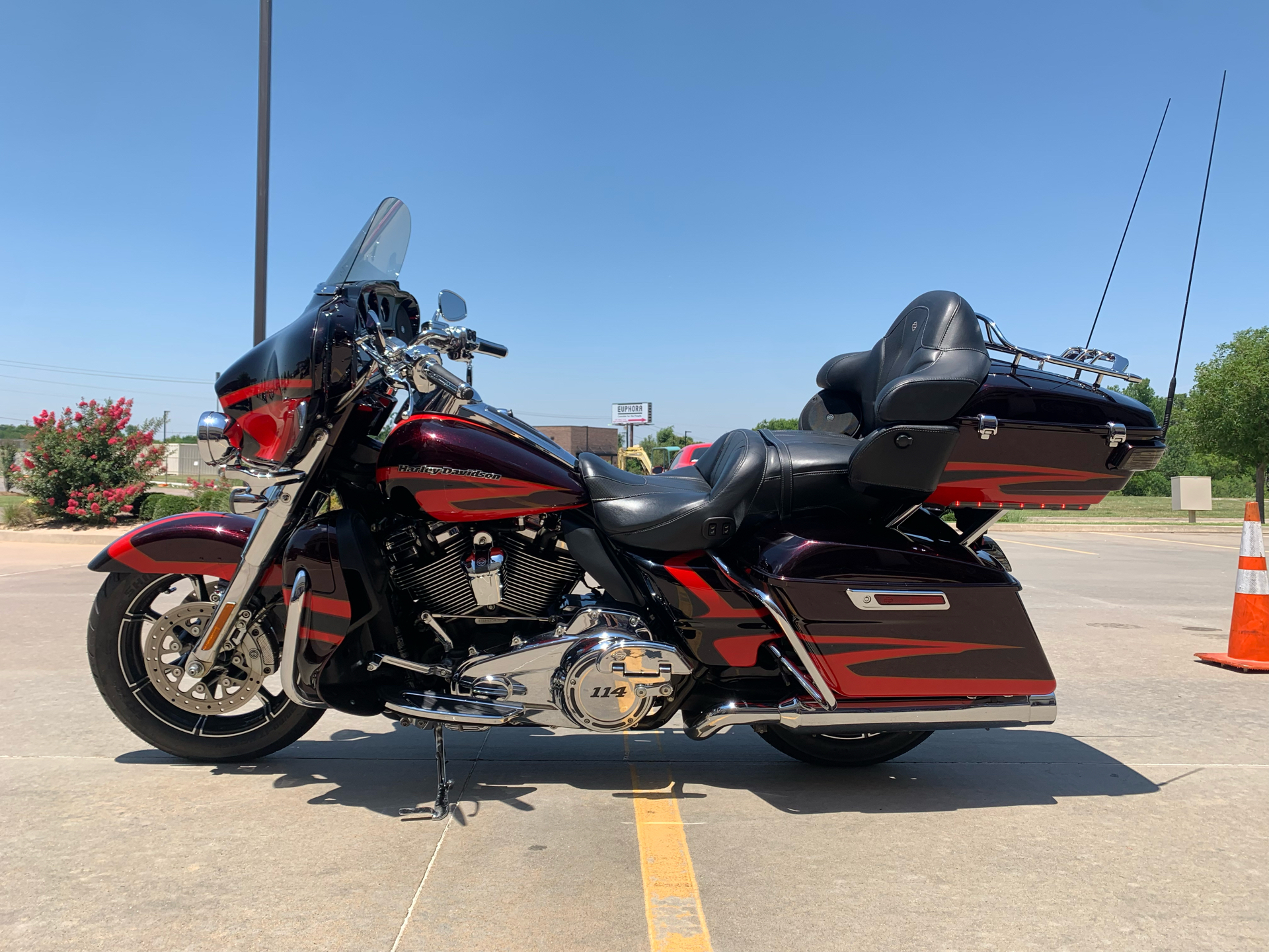 2017 Harley-Davidson CVO™ Limited in Norman, Oklahoma - Photo 5