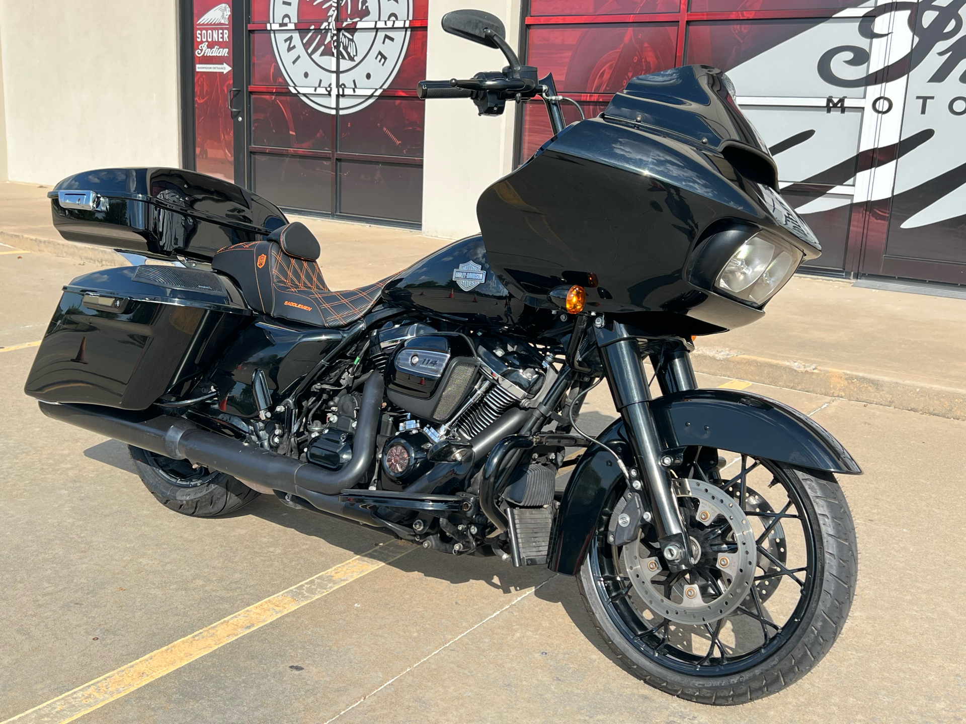 2021 Harley-Davidson Road Glide® Special in Norman, Oklahoma - Photo 2