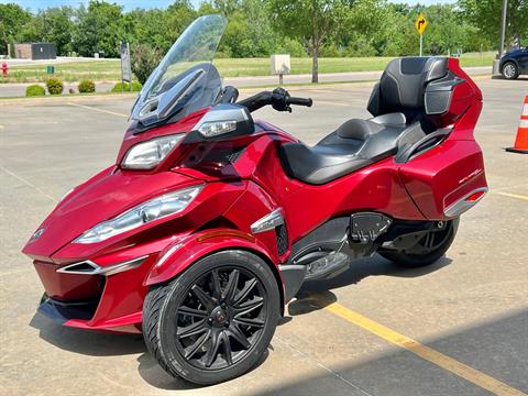 2015 Can-Am Spyder® RT-S SM6 in Norman, Oklahoma - Photo 4
