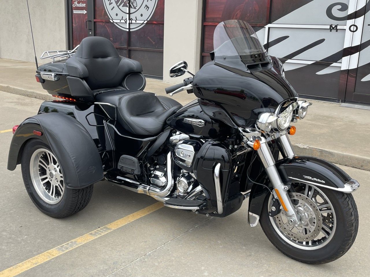 2021 Harley-Davidson Tri Glide® Ultra in Norman, Oklahoma - Photo 2