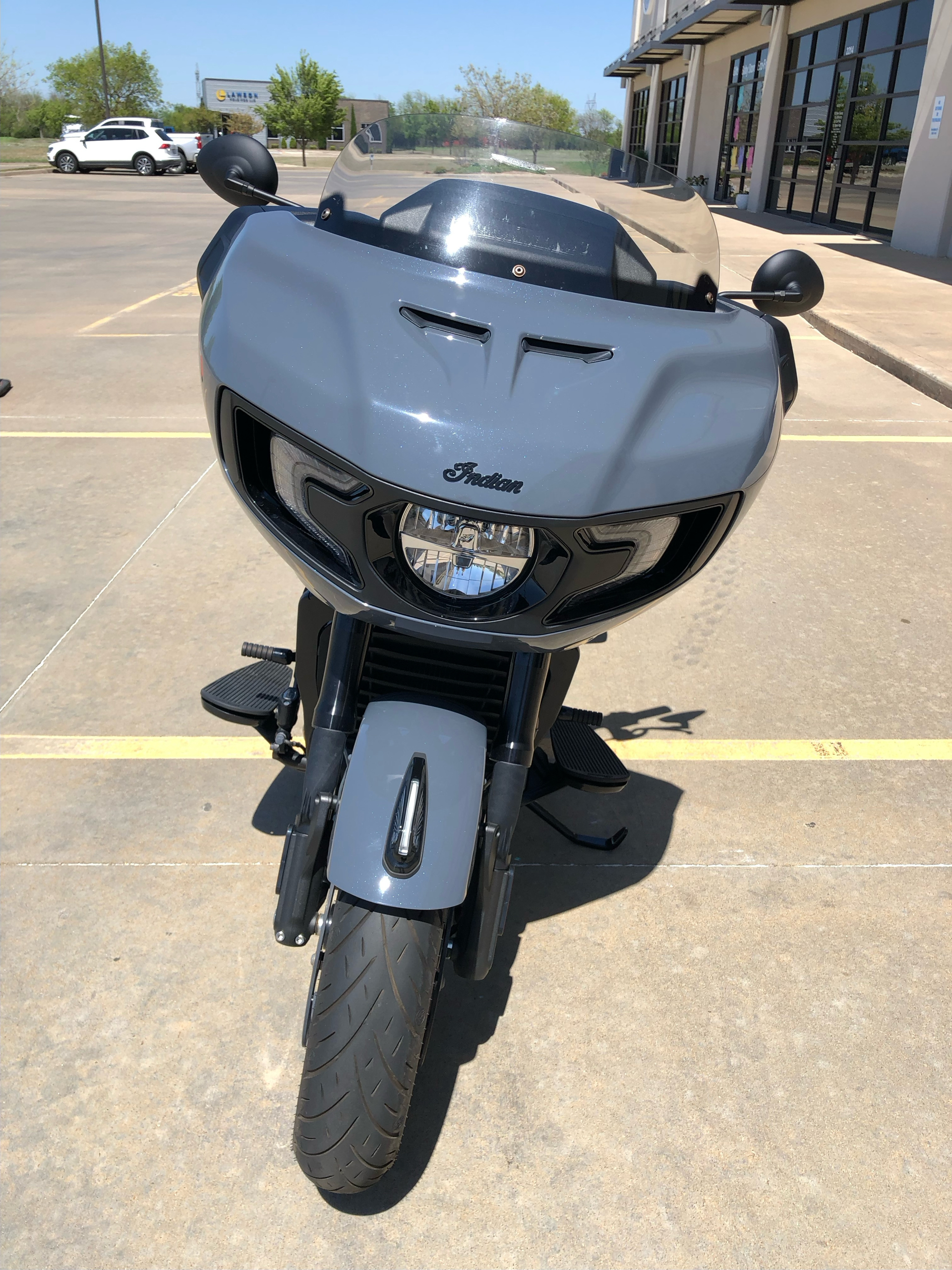 2022 Indian Motorcycle Challenger® Dark Horse® Icon in Norman, Oklahoma - Photo 3