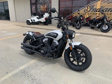 2019 Indian Motorcycle Scout® Bobber ABS in Norman, Oklahoma - Photo 2