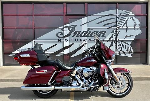 2015 Harley-Davidson Electra Glide® Ultra Classic® Low in Norman, Oklahoma - Photo 1