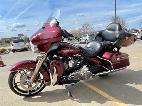 2015 Harley-Davidson Electra Glide® Ultra Classic® Low in Norman, Oklahoma - Photo 4
