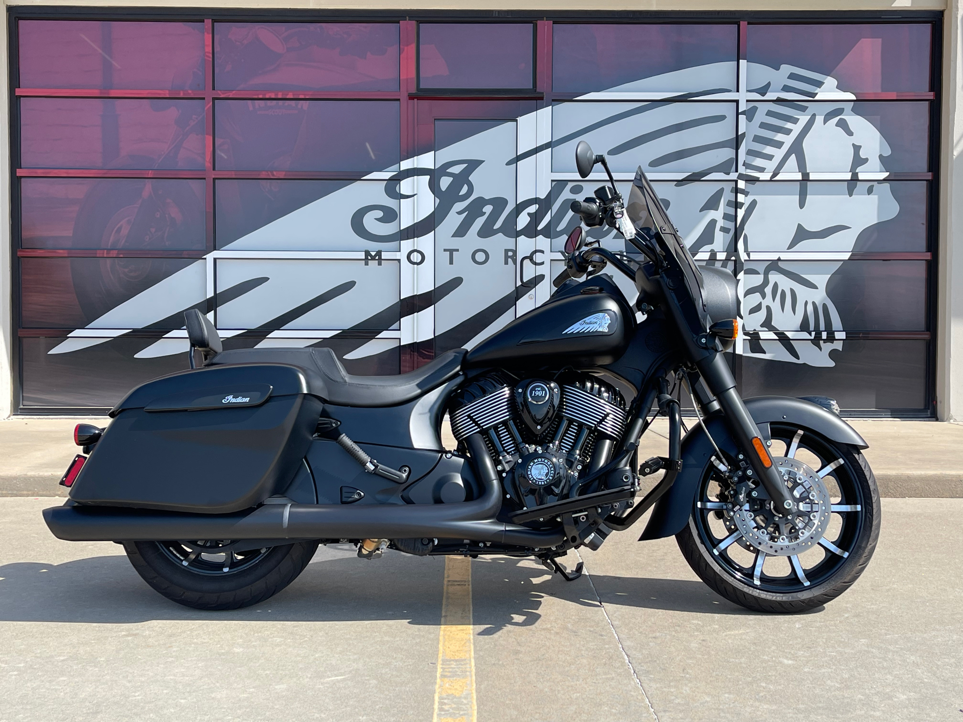 2021 Indian Motorcycle Springfield® Dark Horse® in Norman, Oklahoma - Photo 1