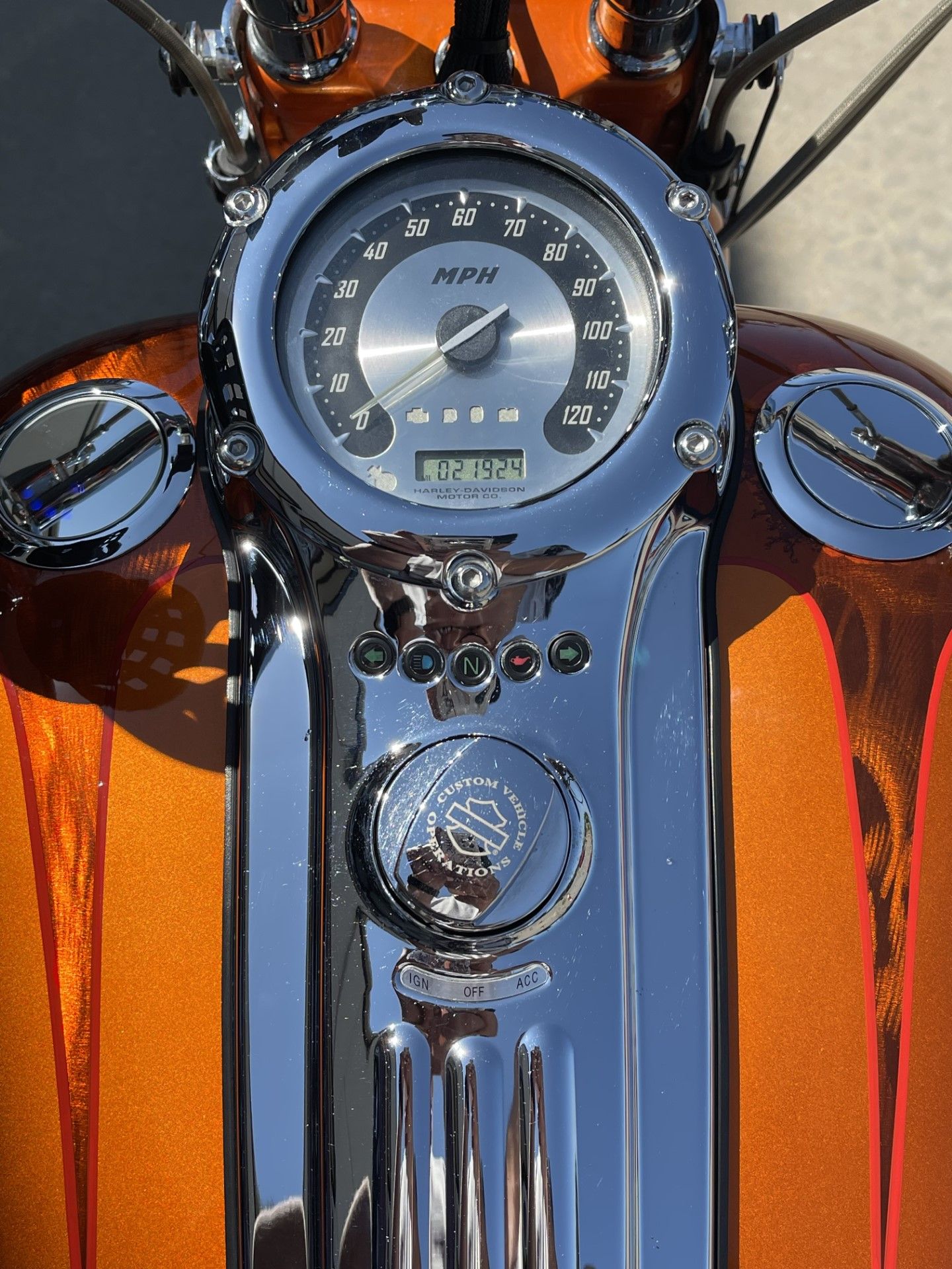 2008 Harley-Davidson CVO™ Screamin' Eagle® Softail® Springer® in Norman, Oklahoma - Photo 9