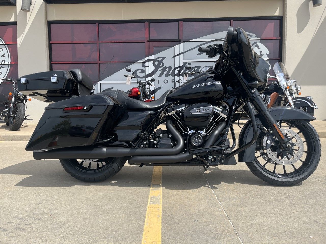 2019 Harley-Davidson Street Glide® Special in Norman, Oklahoma - Photo 1