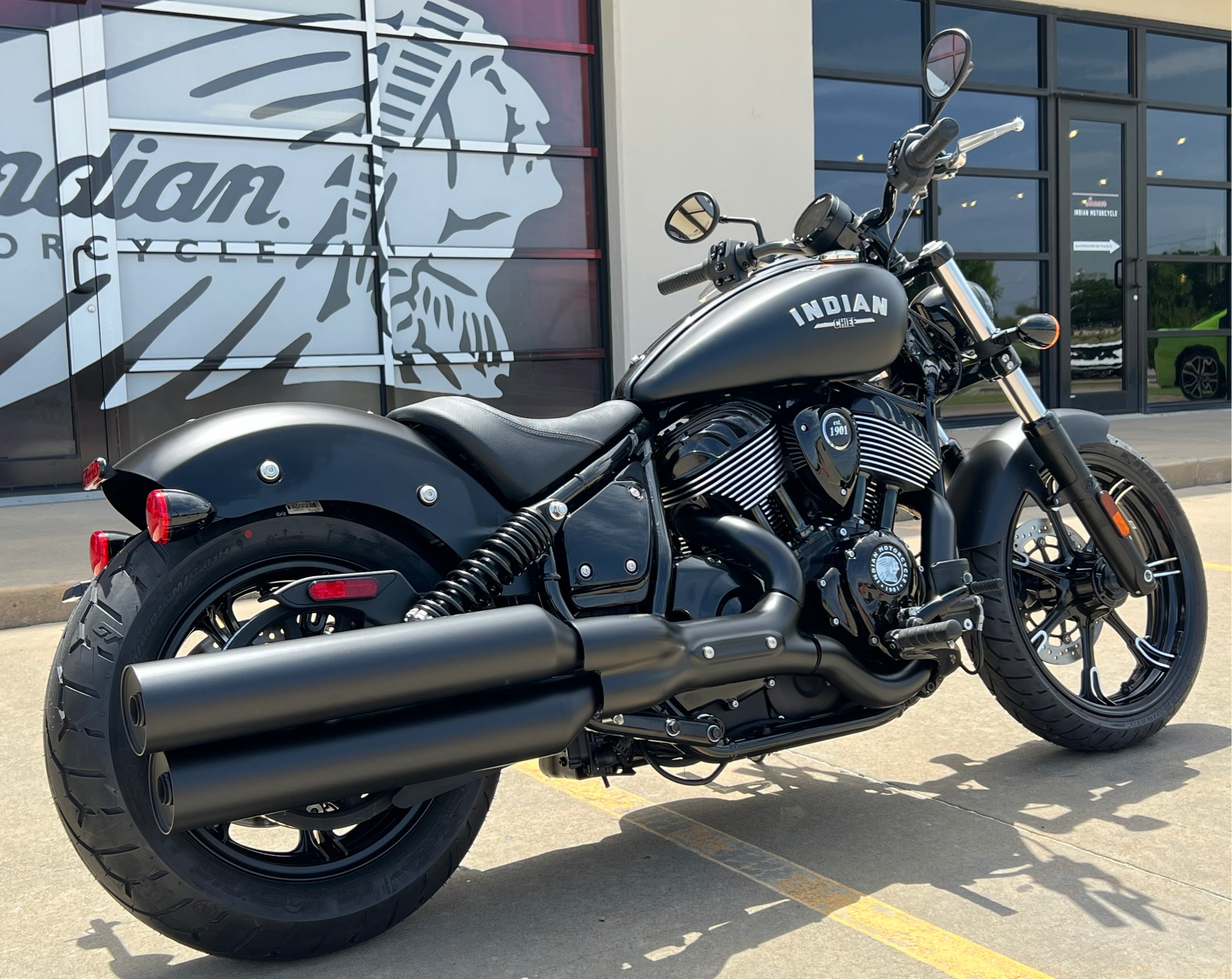 2024 Indian Motorcycle Chief Dark Horse® in Norman, Oklahoma - Photo 8