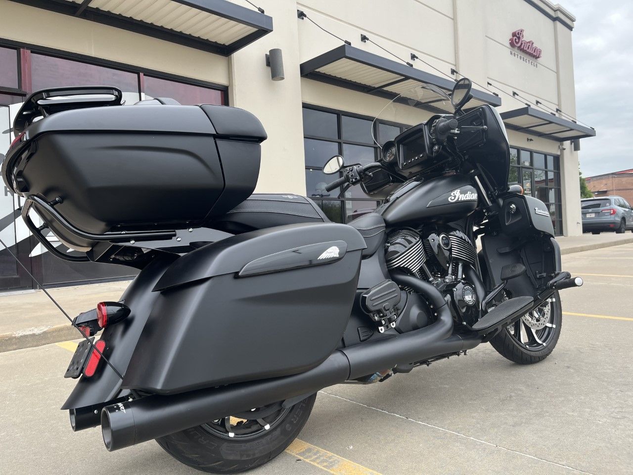 2021 Indian Motorcycle Roadmaster® Dark Horse® in Norman, Oklahoma - Photo 8