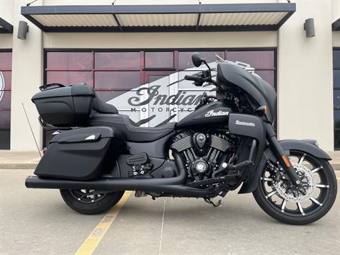 2021 Indian Motorcycle Roadmaster® Dark Horse® in Norman, Oklahoma - Photo 1