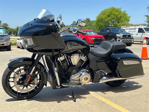 2024 Indian Motorcycle Challenger® Limited in Norman, Oklahoma - Photo 4