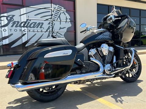 2024 Indian Motorcycle Challenger® Limited in Norman, Oklahoma - Photo 8