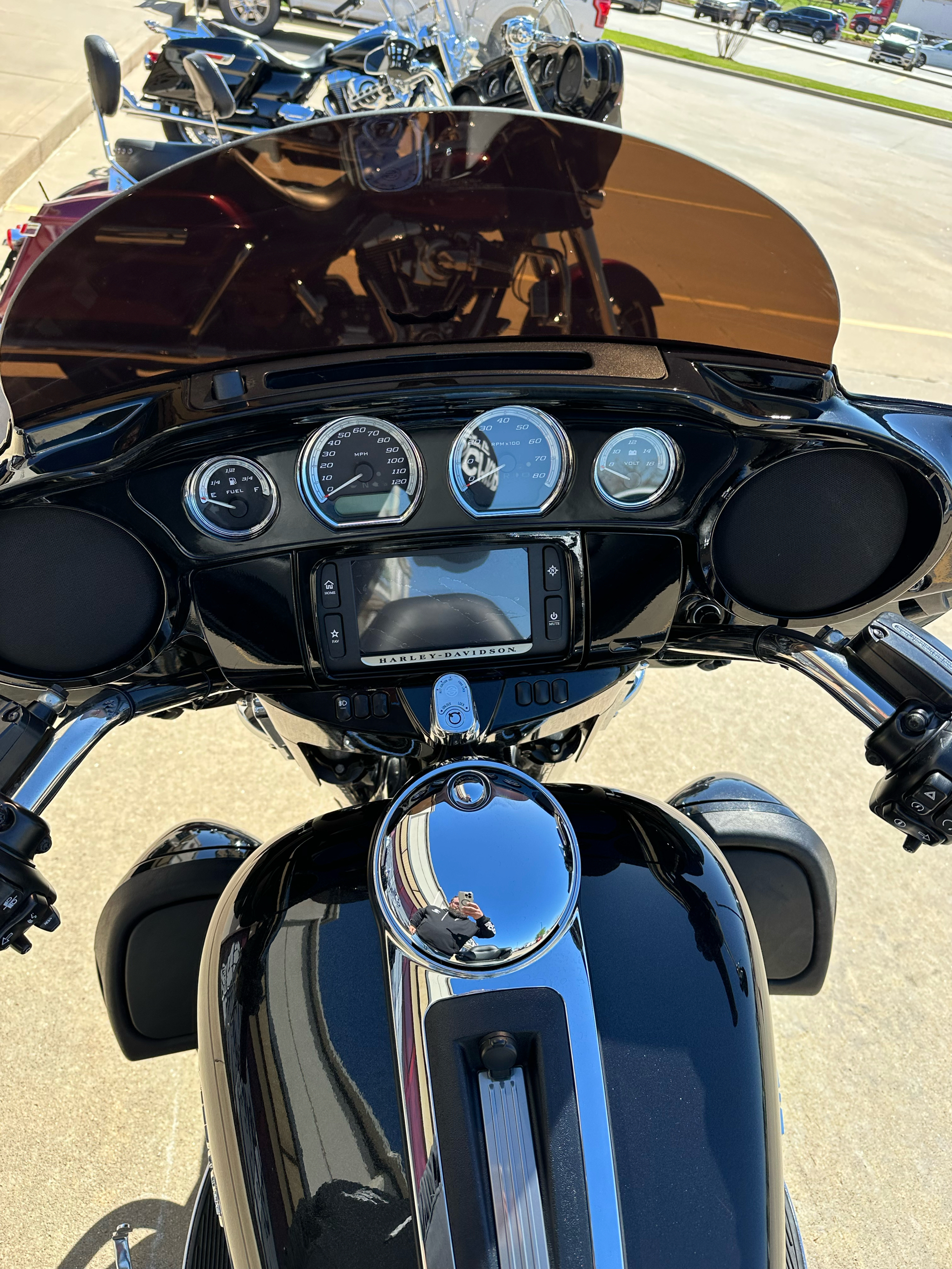 2017 Harley-Davidson Ultra Limited Low in Norman, Oklahoma - Photo 10