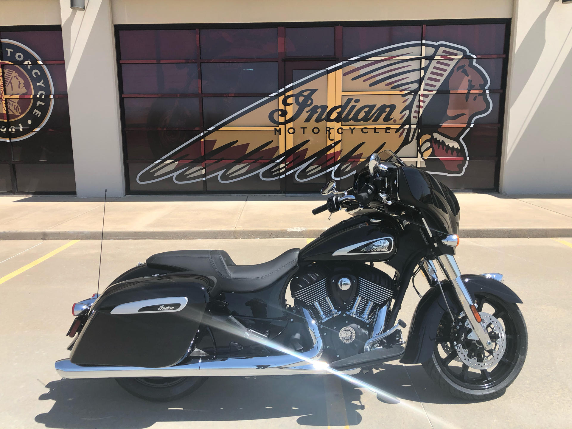 2021 Indian Chieftain® in Norman, Oklahoma - Photo 1