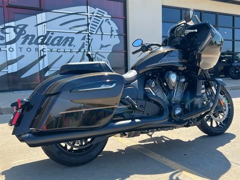 2024 Indian Motorcycle Challenger® Dark Horse® Icon with PowerBand Audio Package in Norman, Oklahoma - Photo 8