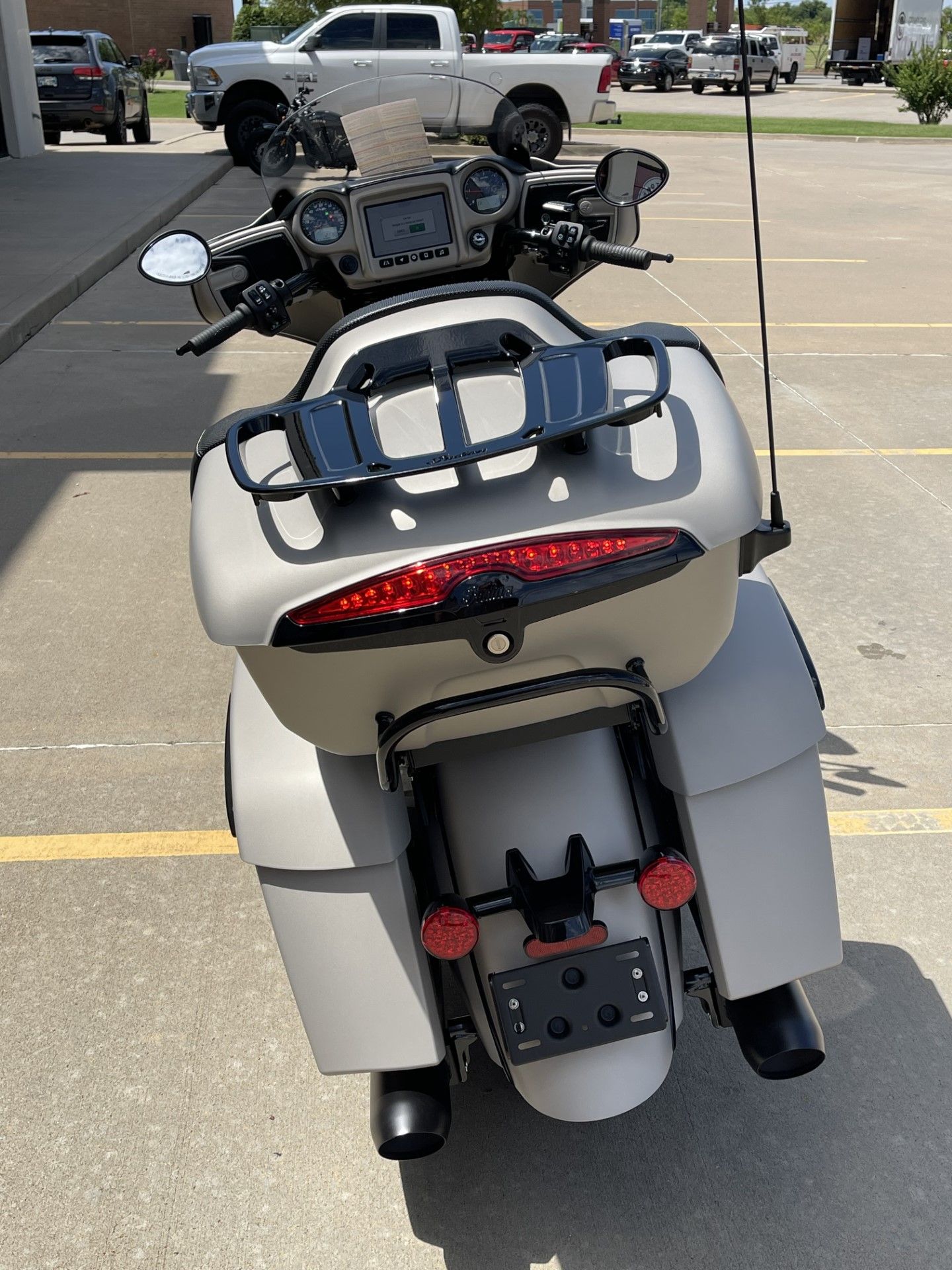 2023 Indian Motorcycle Roadmaster® Dark Horse® in Norman, Oklahoma - Photo 7
