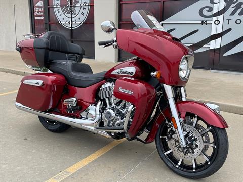 2023 Indian Motorcycle Roadmaster® Limited in Norman, Oklahoma - Photo 2