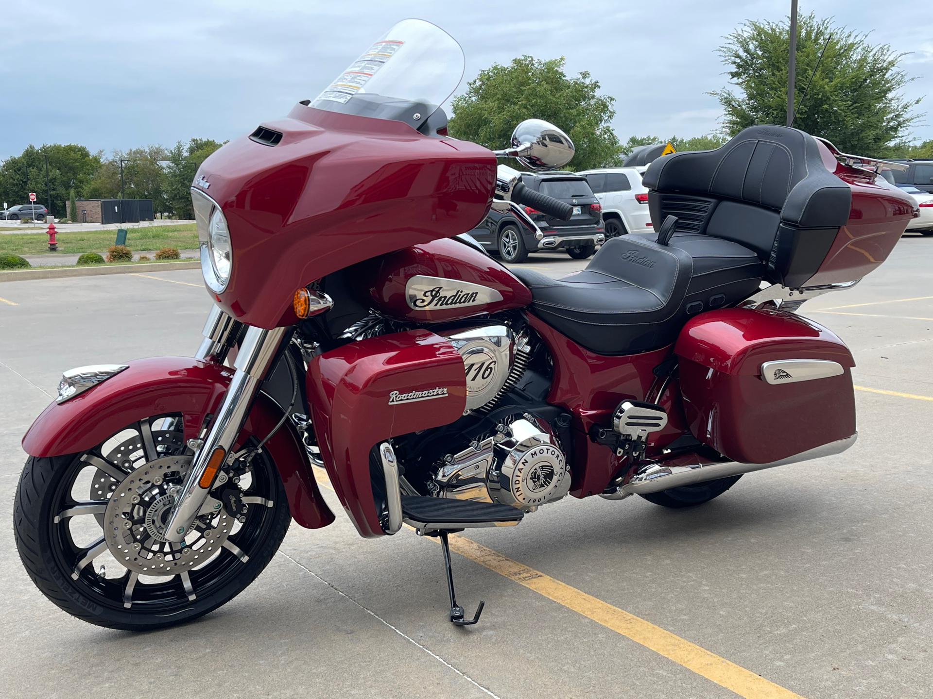 2023 Indian Motorcycle Roadmaster® Limited in Norman, Oklahoma - Photo 4