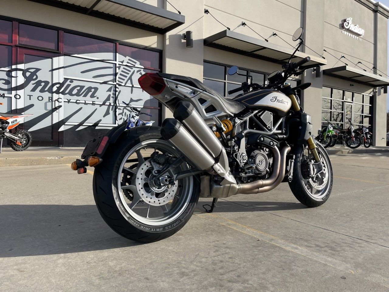 2023 Indian Motorcycle FTR R Carbon in Norman, Oklahoma - Photo 8