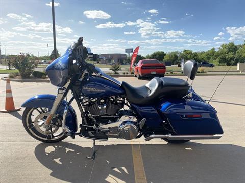 2017 Harley-Davidson Street Glide® in Norman, Oklahoma - Photo 5