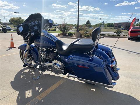 2017 Harley-Davidson Street Glide® in Norman, Oklahoma - Photo 6
