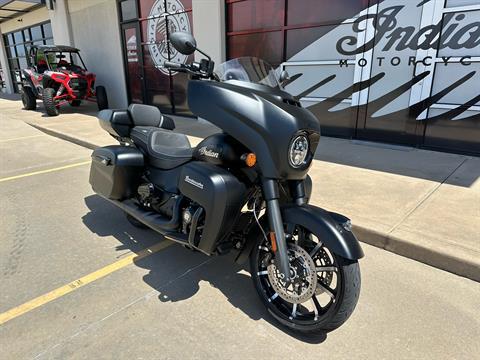 2023 Indian Motorcycle Roadmaster® Dark Horse® in Norman, Oklahoma - Photo 2