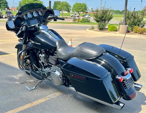 2017 Harley-Davidson Street Glide® Special in Norman, Oklahoma - Photo 6