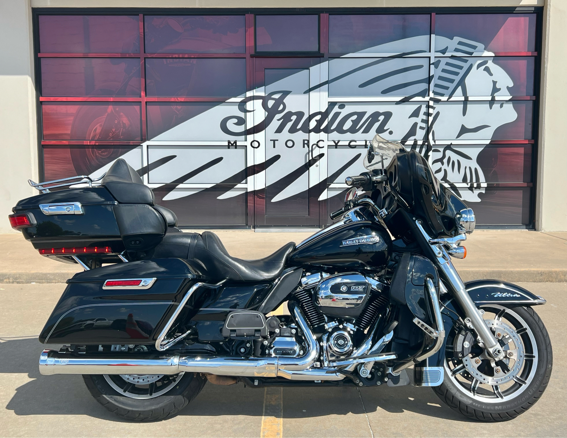 2017 Harley-Davidson Electra Glide® Ultra Classic® in Norman, Oklahoma - Photo 1