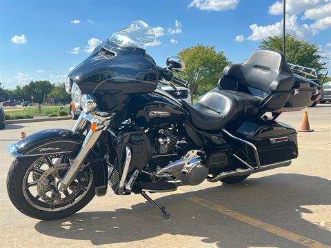 2017 Harley-Davidson Electra Glide® Ultra Classic® in Norman, Oklahoma - Photo 4