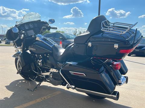 2017 Harley-Davidson Electra Glide® Ultra Classic® in Norman, Oklahoma - Photo 6