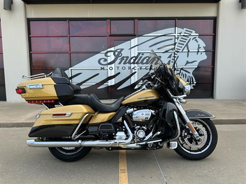 2017 Harley-Davidson Electra Glide® Ultra Classic® in Norman, Oklahoma - Photo 1