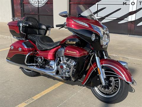 2019 Indian Motorcycle Roadmaster® Elite ABS in Norman, Oklahoma - Photo 2