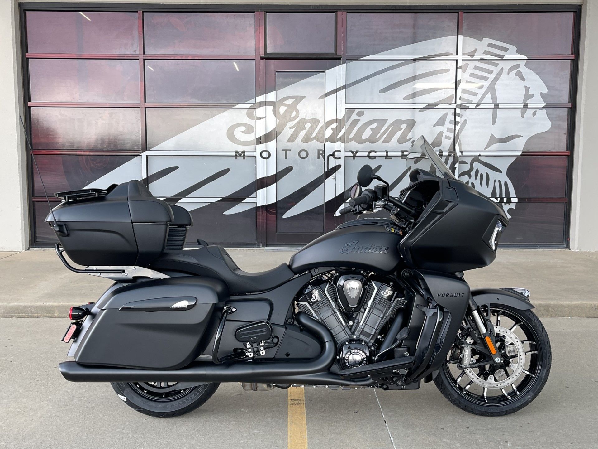 2023 Indian Motorcycle Pursuit® Dark Horse® in Norman, Oklahoma - Photo 1