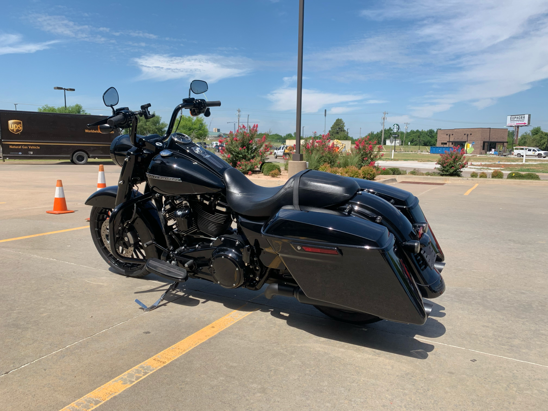 2018 Harley-Davidson Road King® Special in Norman, Oklahoma - Photo 6