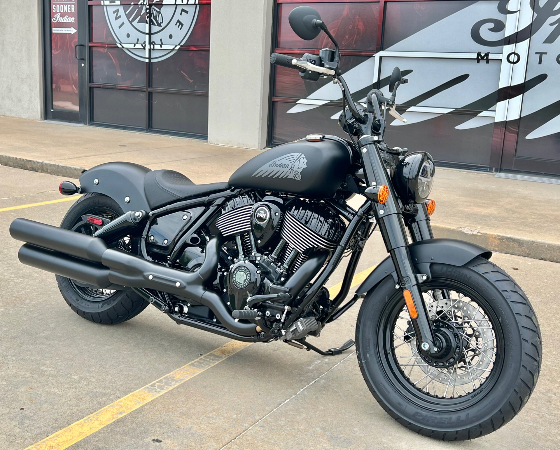 2024 Indian Motorcycle Chief Bobber Dark Horse® in Norman, Oklahoma - Photo 2