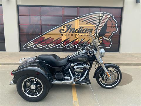 2017 Harley-Davidson Freewheeler in Norman, Oklahoma - Photo 1