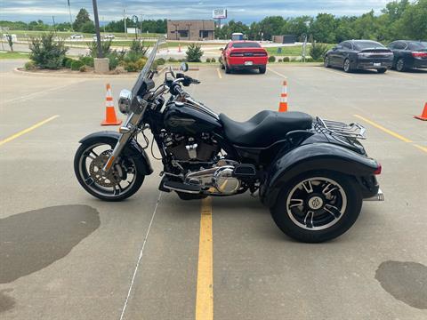 2017 Harley-Davidson Freewheeler in Norman, Oklahoma - Photo 9