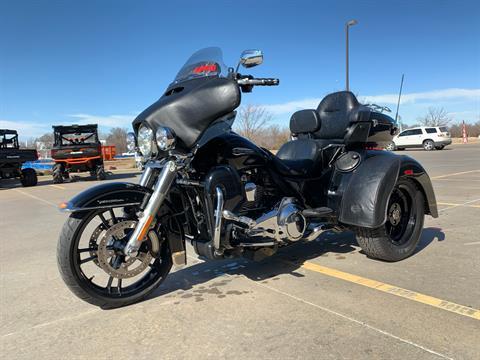 2016 Harley-Davidson Tri Glide® Ultra in Norman, Oklahoma - Photo 4