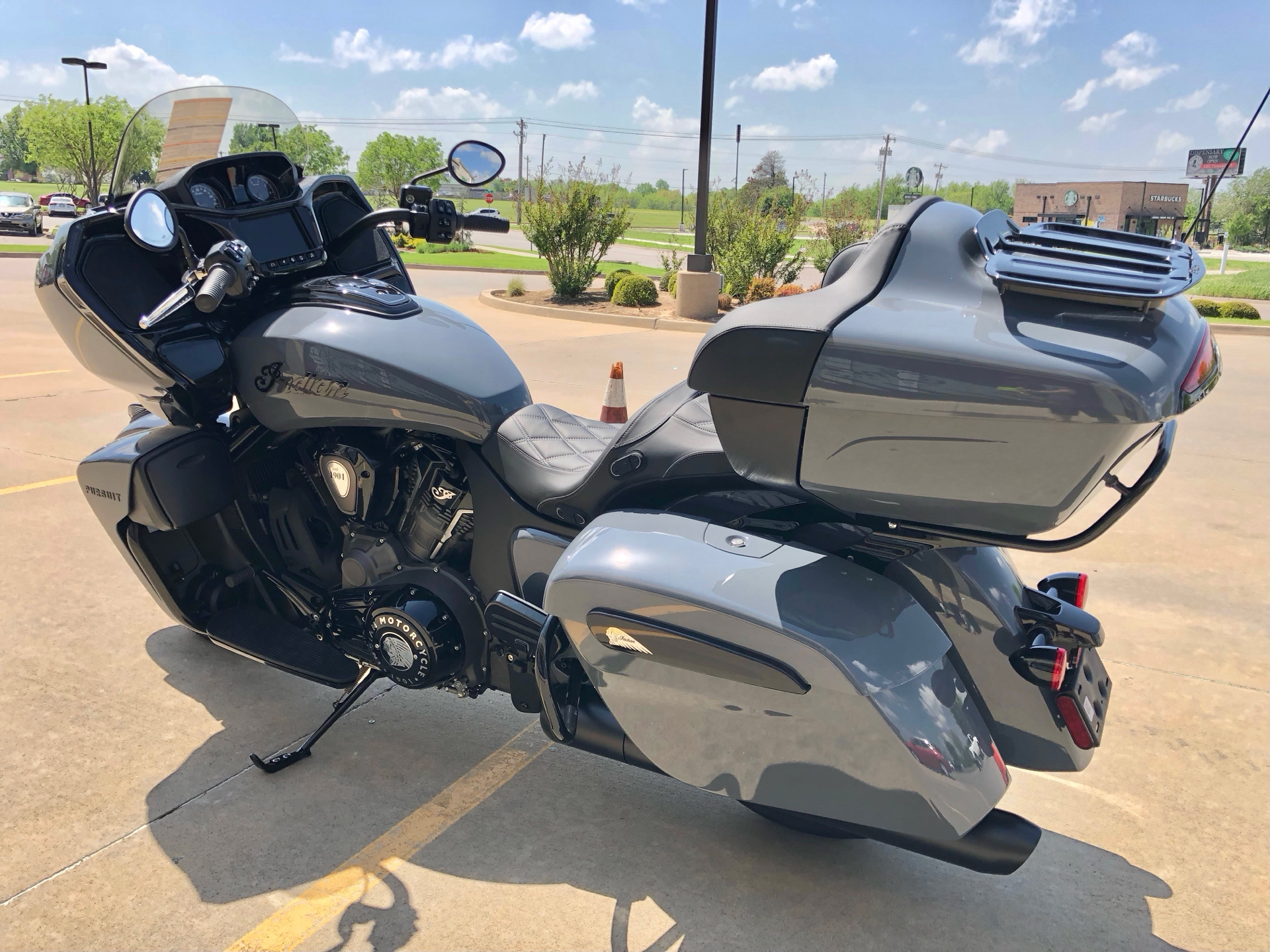 2024 Indian Motorcycle Pursuit® Dark Horse® in Norman, Oklahoma - Photo 6